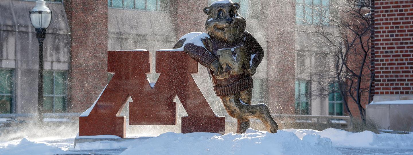 goldy statue during winter.