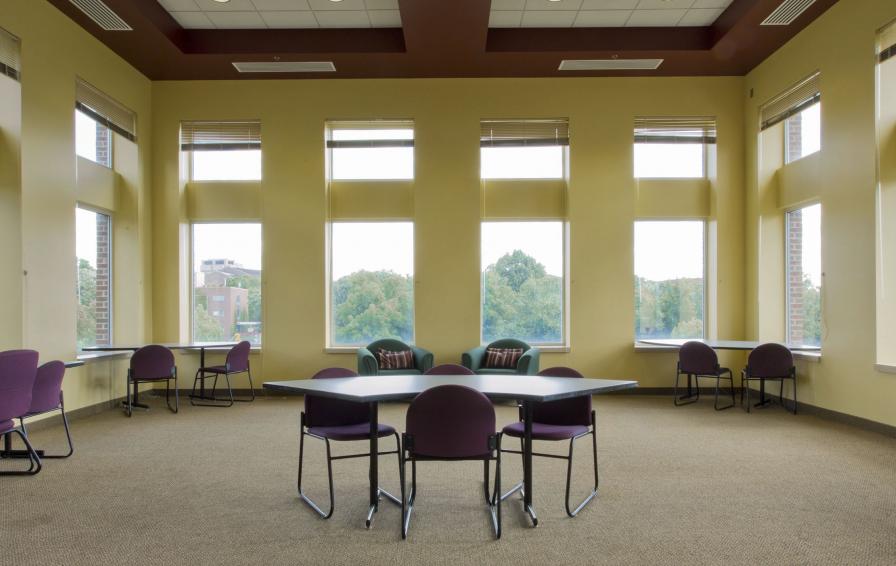 The fourth floor lounge of Wilkins Hall